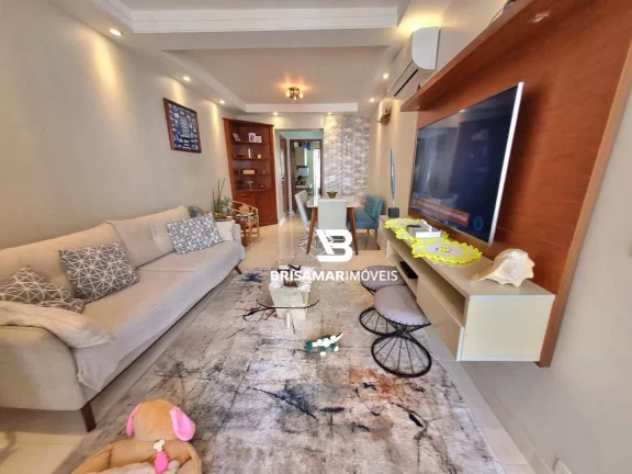 PITANGUEIRAS- DUAS QUADRAS DA PRAIA , TOTALMENTE REFORMADO E DECORADO, 02 VAGAS DE GARAGEM NO PRÉDIO.