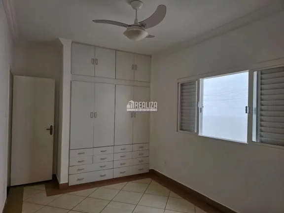 Imagem Casa com 2 Dormitórios em Uberaba - Oportunidade única!