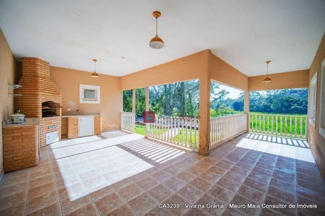 Imagem Casa de Condomínio com 4 Quartos e 3 banheiros à Venda, 329 m²