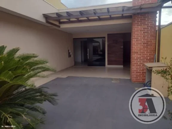 Imagem Casa dormitórios no Condominio Canaã