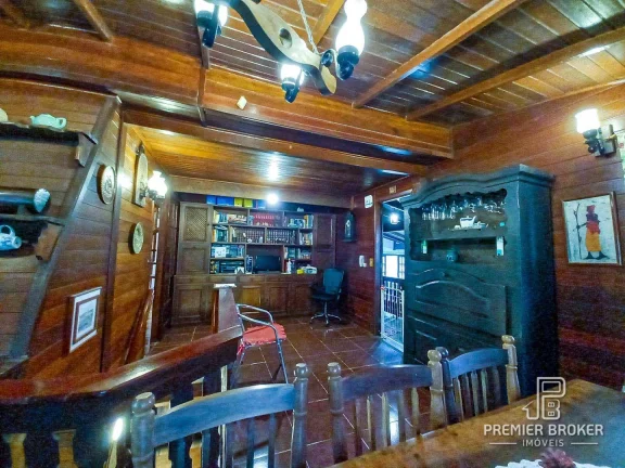 Imagem Casa à venda, 137 m² por R$ 780.000,00 - Cascata dos Amores - Teresópolis/RJ