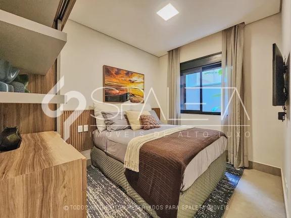 Imagem Magnífica residência totalmente mobiliada, decorada e com elevador à venda em Riviera de São Lourenço