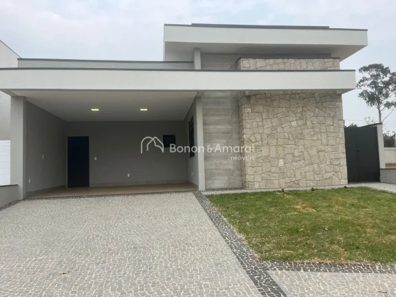Imagem Maravilhosa casa térrea, acabamento de primeira, com 4 suítes todas com armários e ar condicionad...