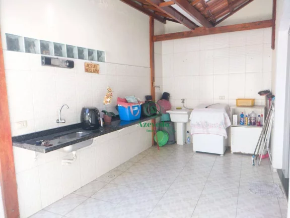 Imagem Sobrado à venda, 300 m² por R$ 700.000,00 - Jardim Santo Eduardo - Guarulhos/SP