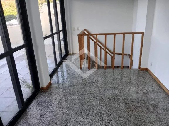 Imagem Vende Cobertura Duplex 180m2 com 4 quartos - 2 suítes e 2 vagas