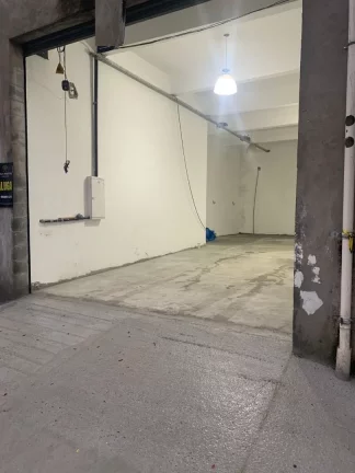 Imagem Salão para alugar, 72 m² por R$ 2.400,00/mês - Calmon Viana - Poá/SP
