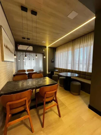 Imagem Apartamento quadra mar mobiliado com 2 suítes e 1 vaga de garagem - Gravatá em Navegantes/SC