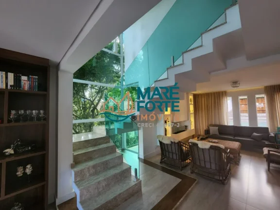 Imagem Linda casa em Campos do Jordão! Estuda permuta por casa em Ubatuba