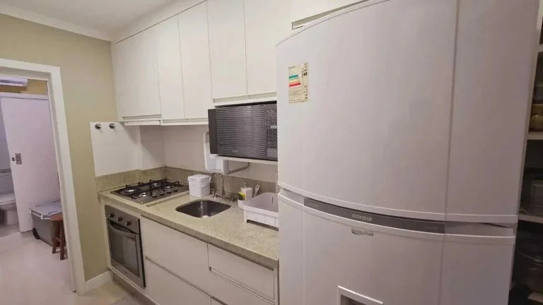 Imagem Apartamento frente mar mobiliado com 2 dormitórios e 1 vaga em Balneário Camboriú/SC