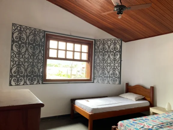 Imagem Excelente casa c 4 suítes -piscina- Jardim Samambaia- Ubatuba- SP