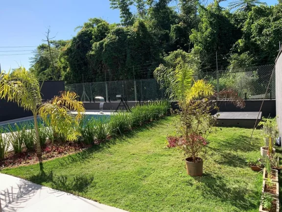 Imagem Casa de luxo em condomínio no Jardim Celeste, Jundiaí-SP: 4 quartos, 4 suítes, 2 salas, 5 banheiros, 4 vagas de garagem, 260m².