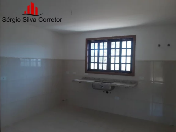 Imagem Casa Nova com 03 Suítes a Venda na Região do Atalaia, em Campos do Jordão.