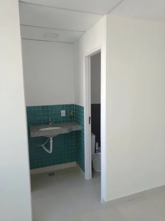 Imagem locação sala comercial no centro de Macaé RJ. 130M2 primeira locação