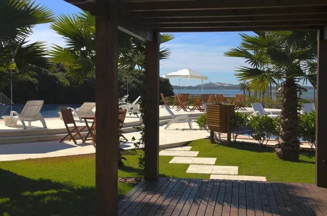Imagem Terreno em Araçatuba, Imbituba - Condomínio com piscina, quadra poliesportiva e sauna