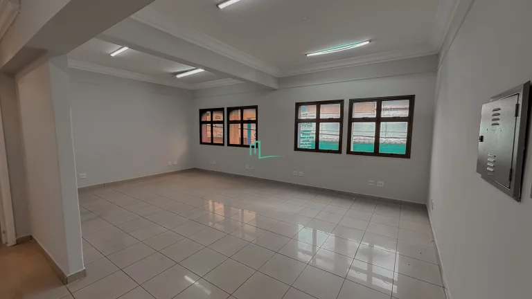 Imagem SALA DISPONIVEL PARA LOCAÇÃO NO SEGUNDO ANDAR - RUA VOLUNTARIOS DA FRANCA AO LADO DA PRAÇA