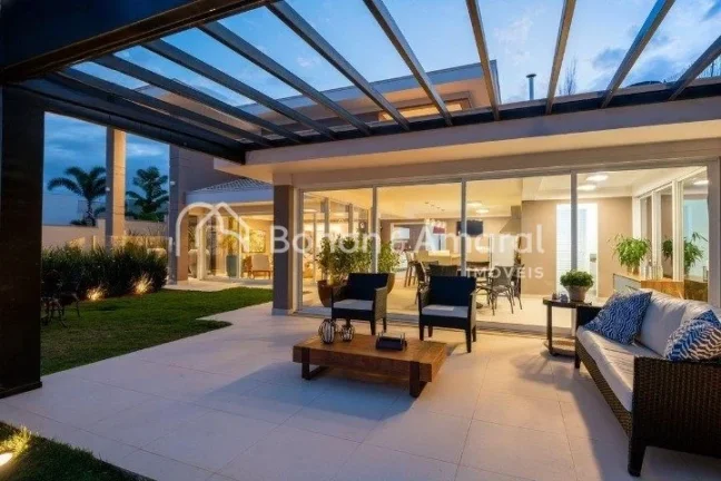 Imagem Excelente casa em Sousas, condomínio seguro e muito bem localizado, projeto assinado por José Eust...