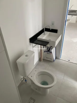 Imagem Apartamento à venda na Vila Olímpia, com 2 quartos, 1 banheiro, 1 vaga de garagem e 39m².