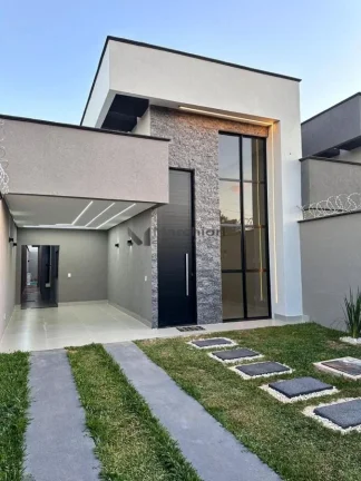 Imagem Casa para Venda em Aparecida de Goiânia, Cardoso, 3 dormitórios, 1 suíte, 2 banheiros, 2 vagas