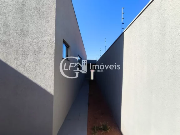 Imagem Imóvel à venda em Campo Grande-MS: Casa com 3 quartos, 1 suíte, 1 sala, 1 banheiro, 3 vagas de garagem e 170m² no Jardim Presidente!