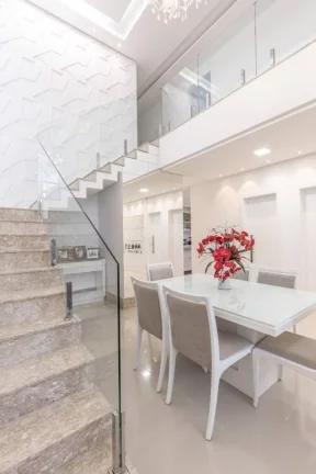 Imagem Casa de Luxo no Condomínio Costa Marina - Confira os Detalhes!