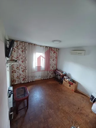 Imagem Casa à venda no Centro de Franco da Rocha-SP: 4 quartos, 1 sala, 2 banheiros, 2 vagas de garagem, 202,00 m² de área.