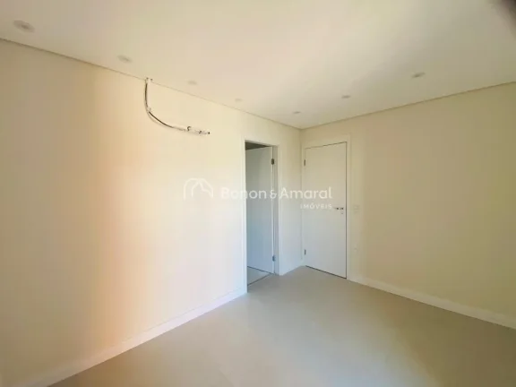 Imagem Oportunidade no Cambuí: apartamento amplo com 4 dormitórios