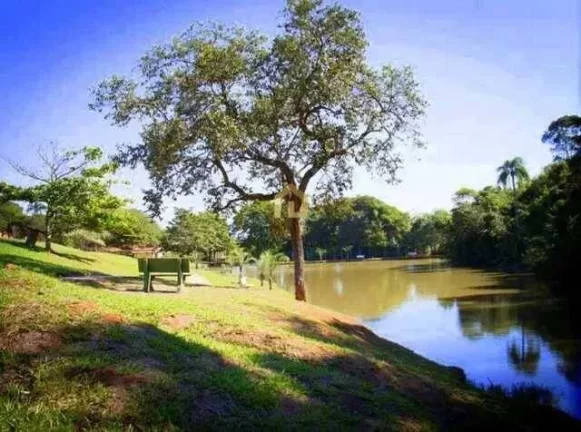 Imagem Casa com 3 dormitórios e 1 suíte - Jardim Reserva Ipanema