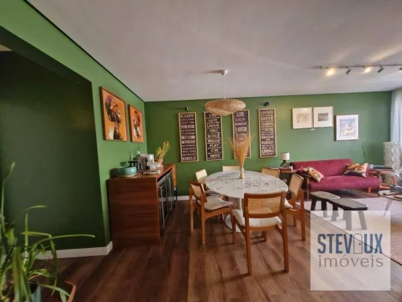 Imagem Apartamento reformado em Moema Pássaros com 2 dormitórios sendo 1 suite