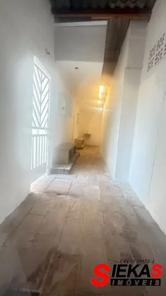 Imagem Casa Comercial para Locação em São Paulo-SP na Chácara Mafalda: 6 salas, 1 banheiro, 4 vagas de garagem e 150m² de área.