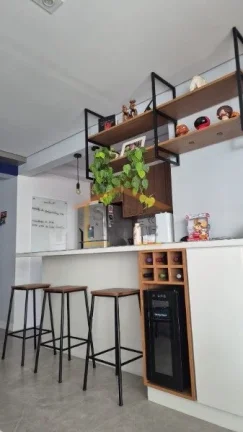 Imagem Apartamento com 95m² de área útil, com 2 dormitórios, sendo 1 suíte, banheiro social, sala inte...