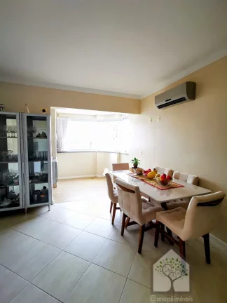 Imagem Apartamento 3 Dormitórios e 2 vagas no Centro