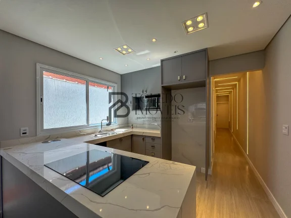 Imagem Casa moderna com piscina no bairro Canto do Forte!