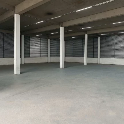 Imagem Aluga-se Galpão com Escritório e Pátio (1.400m²) ? Lapa, SP