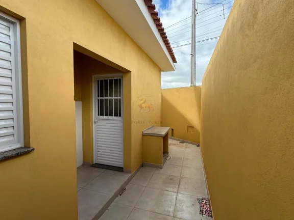Imagem Casa Térrea de Esquina com Potencial Comercial – 3 Dormitórios (1 Suíte) | Santa Inês – Itapetininga