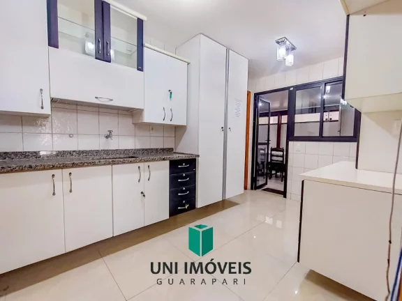 Imagem Apartamento espaçoso em Guarapari centro com 2 quartos, suíte, 2 varandas e área externa gourmet