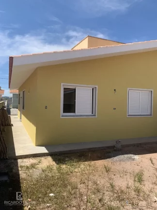 Imagem Casa térrea de condominio com 3 dormitórios sendo uma suite, duas vagas e quintal - A VENDA!!!