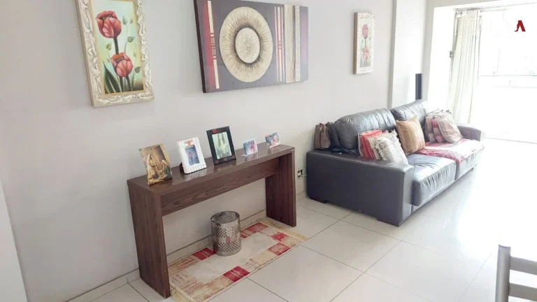 Imagem Localizado na charmosa Praia da Costa, em Vila Velha, este imóvel é ideal para quem busca conforto...