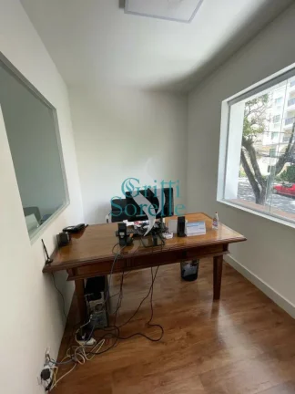 Imagem Casa/Sobrado à Venda em Vila Nova Conceição - São Paulo/SP.