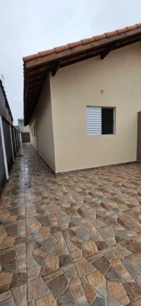 Imagem Casa para Venda em Itanhaém, Nova Itanhaém (Interior), 2 dormitórios, 1 suíte, 1 banheiro, 2 vagas
