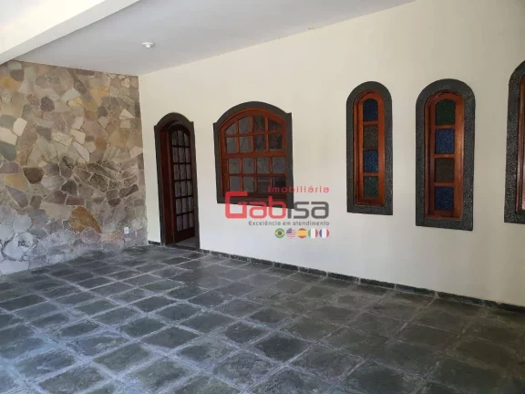 Imagem Casa com 4 dormitórios à venda, 300 m² por R$ 1.300.000,00 - São Cristóvão - Cabo Frio/RJ