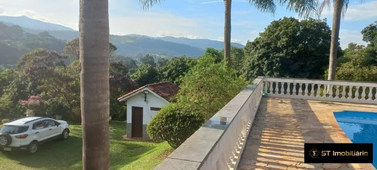 Imagem Bela Chácara em Atibaia 3900m² Analisa entrada parcelas e carro $ 850mil