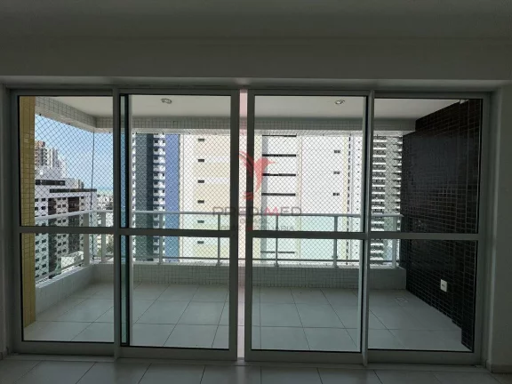 Imagem Vende-se apartamento no bairro de Tambaú, andar alto, super ventilado