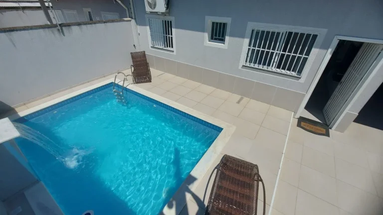 Imagem Casa para Venda em Itanhaém, Cibratel II, 2 dormitórios, 1 suíte, 2 banheiros, 2 vagas
