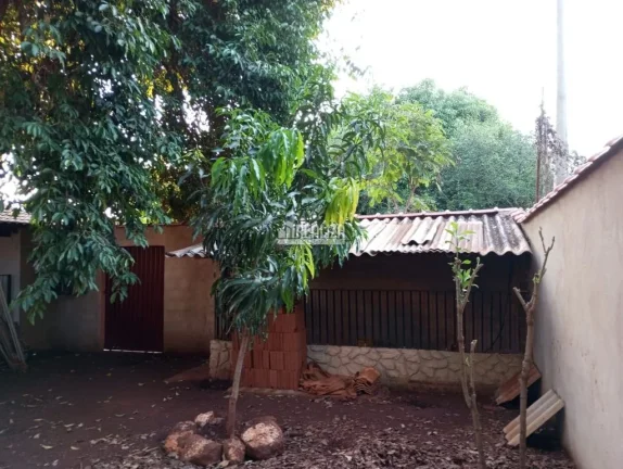 Imagem Casa à venda na Vila Elza, Aramina: 3 dormitórios e suíte!