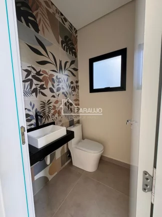 Imagem Casa em Condomínio à venda em Villagio Wanel com 130m² 3 quartos, 4 vagas