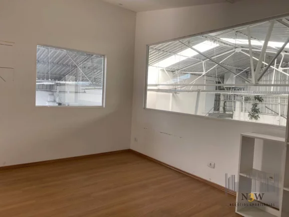 Imagem Galpão à venda em Pinheiros São Paulo SP com 380m², 4 salas e 4 vagas de garagem.