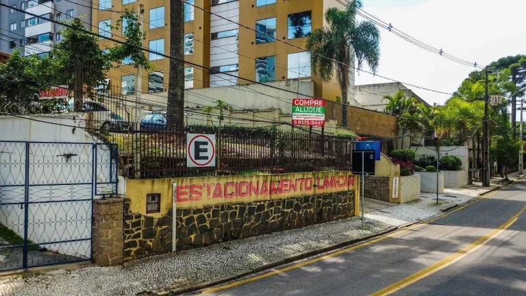 Imagem Terreno Centro Cívico