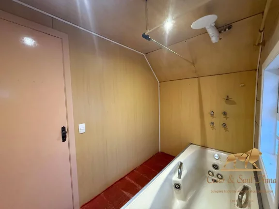 Imagem Casa disponível para locação com 03 dormitórios e vaga de garagem