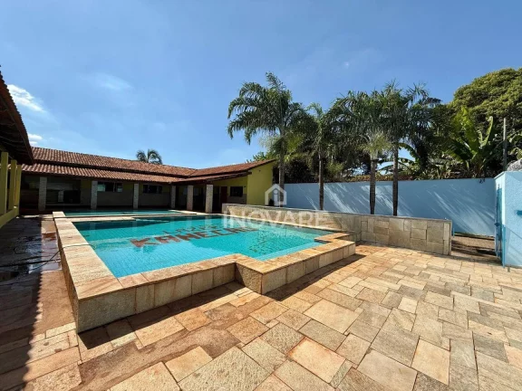 Imagem Casa com 3 dormitórios para alugar, 400 m² por R$ 4.150,00/mês - Setor Paranaíba - Itumbiara/GO