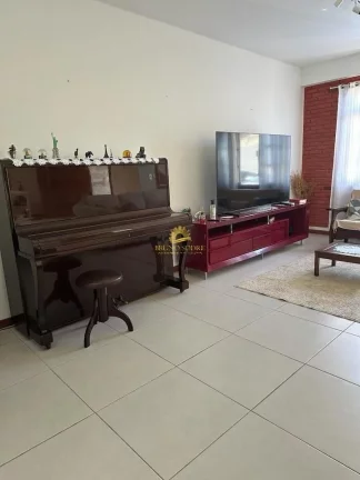 Imagem Casarão de Luxo na Enseada Azul: Seu Refúgio de Conforto a 150 Metros do Mar
Descubra o melhor de ...